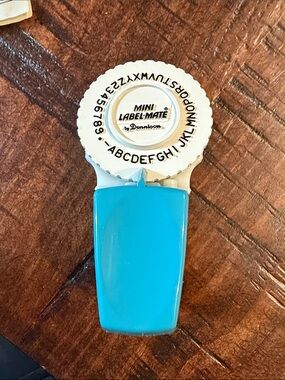 Vintage Mini Label-Mate
